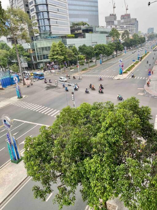Le Bijou Chic In The Heart Of Saigon Charm With View Apartment Ho Şi Min Exterior foto